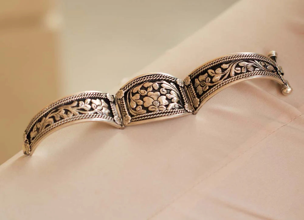 Seraphina Embossed Heritage Bracelet