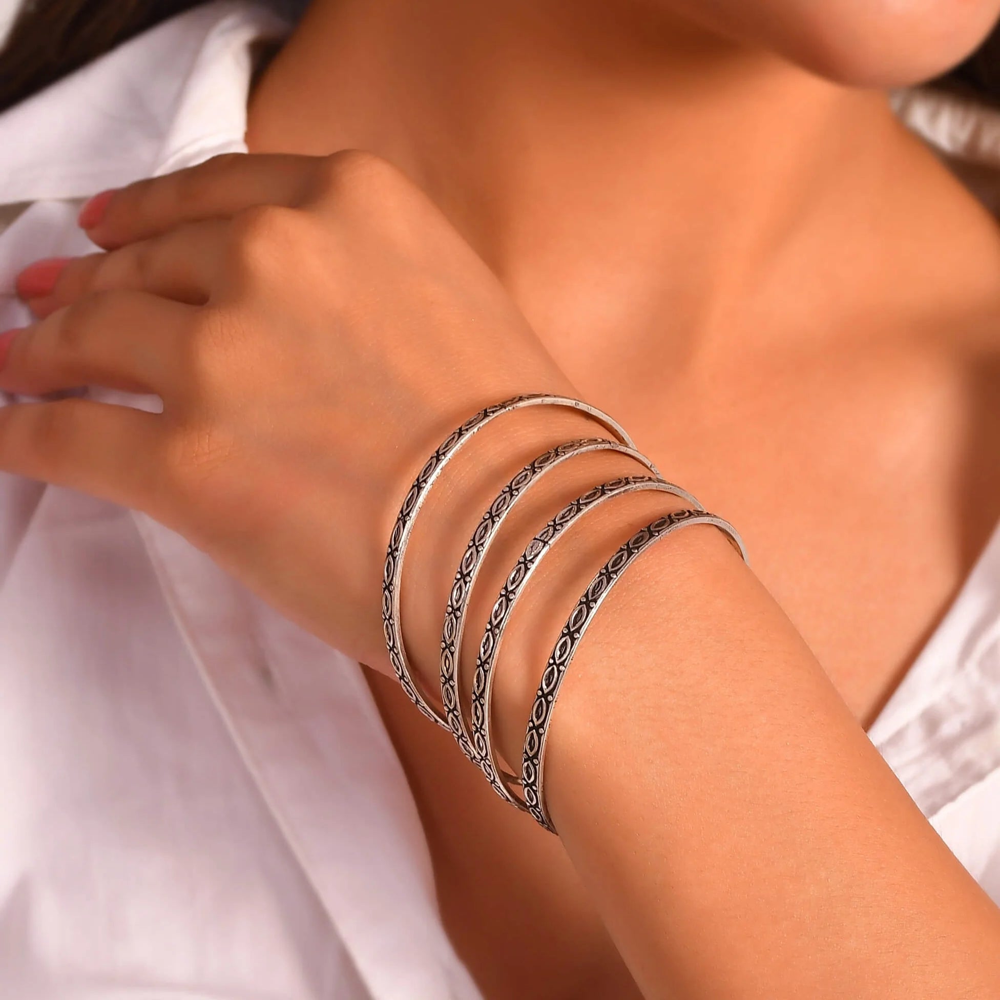 Aranya Vine Silver Bangle