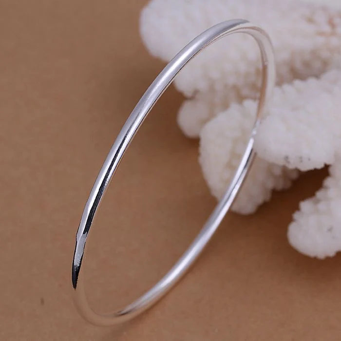 Svara Silver Plain Grace Bangle