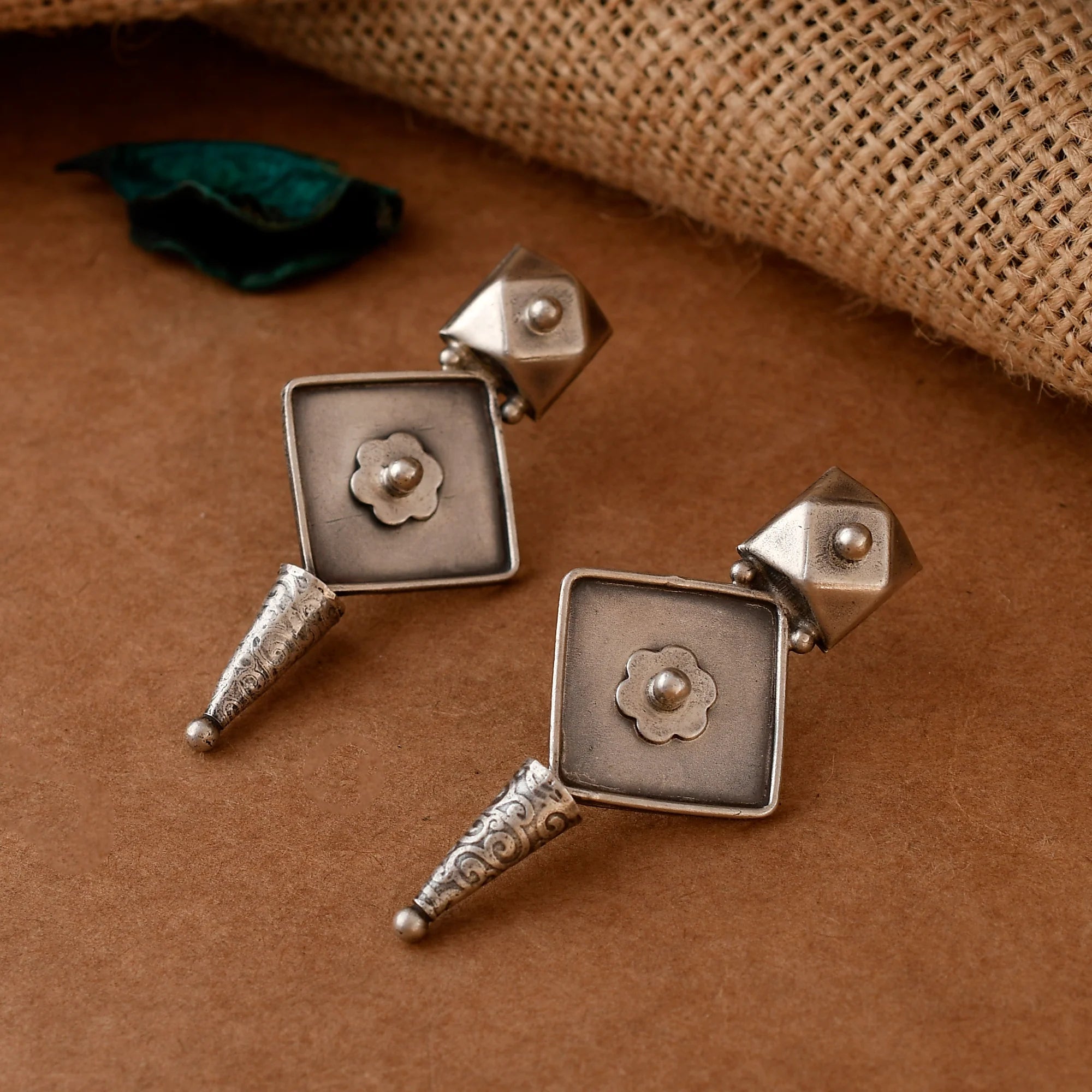 Nevara Heritage Studs