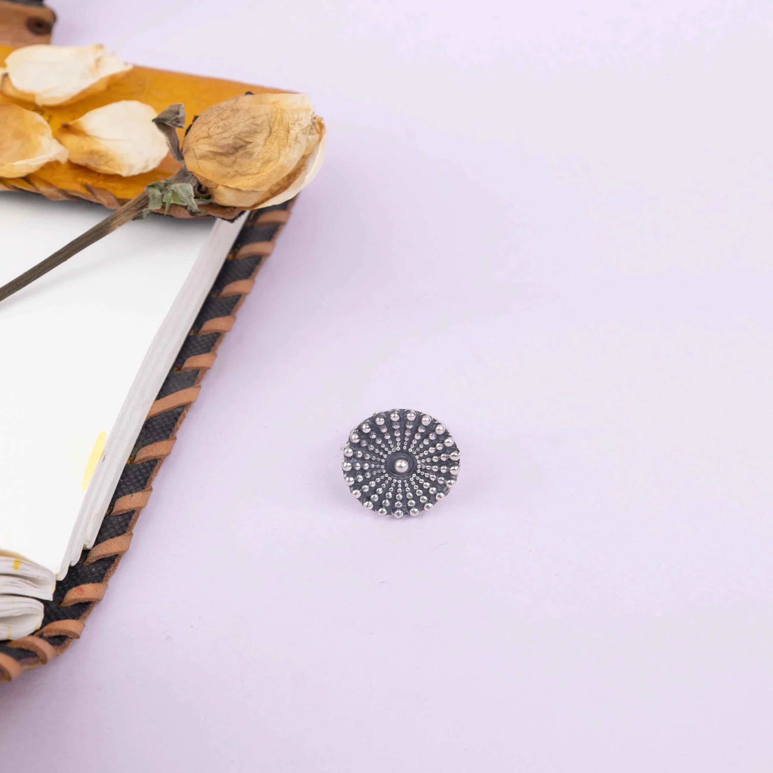Divya Orbit Handcrafted Ring