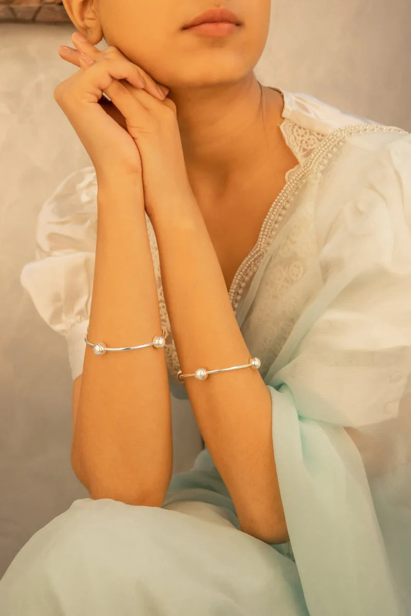 Ophelia Orbit Pearl Handcrafted Bangle